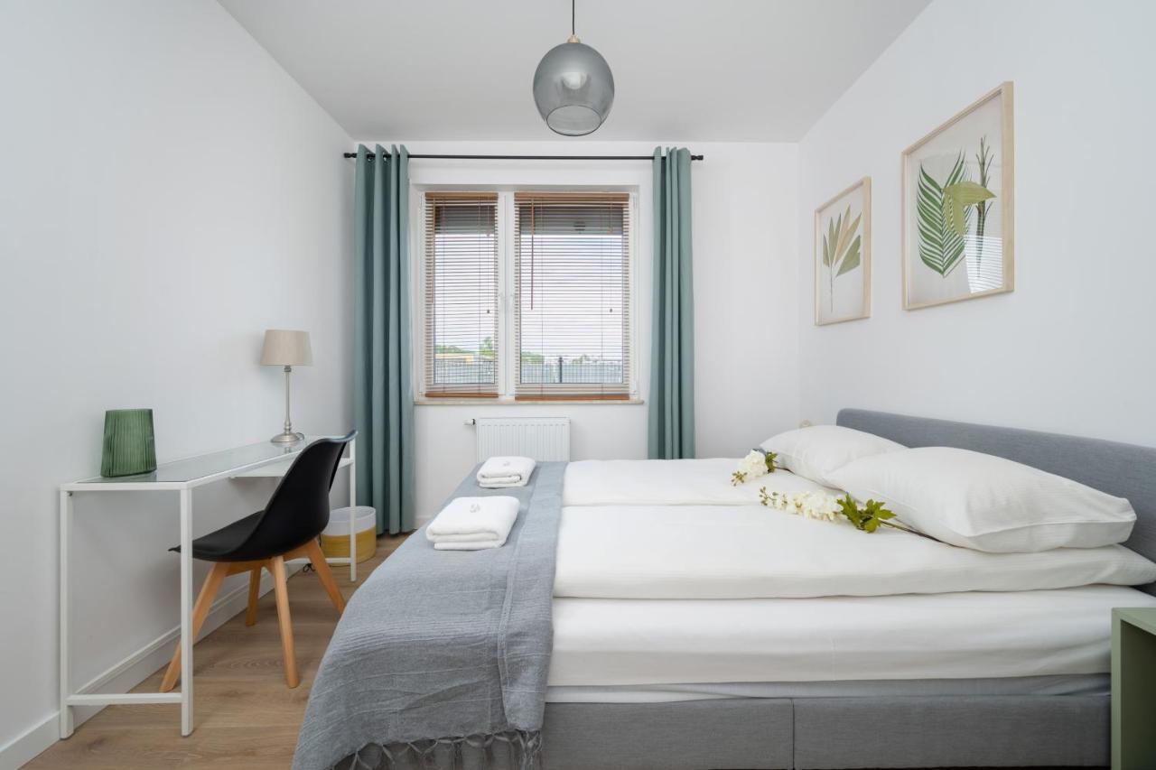 Miedziana 6 & 18 Apartment With Free Garage Wroclaw By Renters المظهر الخارجي الصورة