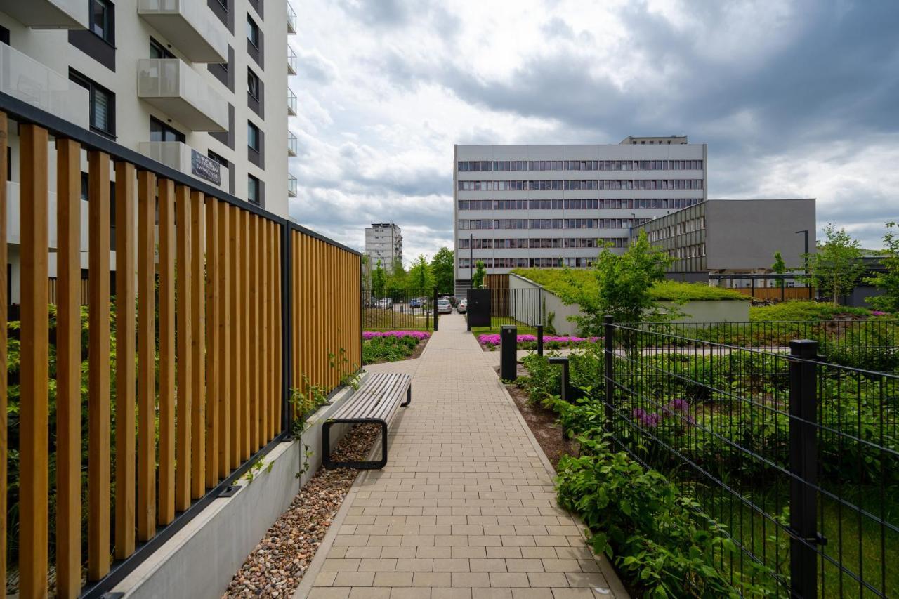 Miedziana 6 & 18 Apartment With Free Garage Wroclaw By Renters المظهر الخارجي الصورة