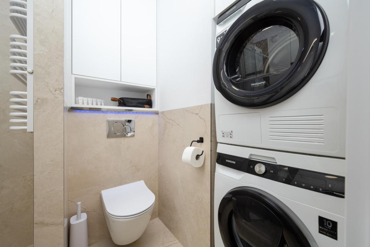Miedziana 6 & 18 Apartment With Free Garage Wroclaw By Renters المظهر الخارجي الصورة