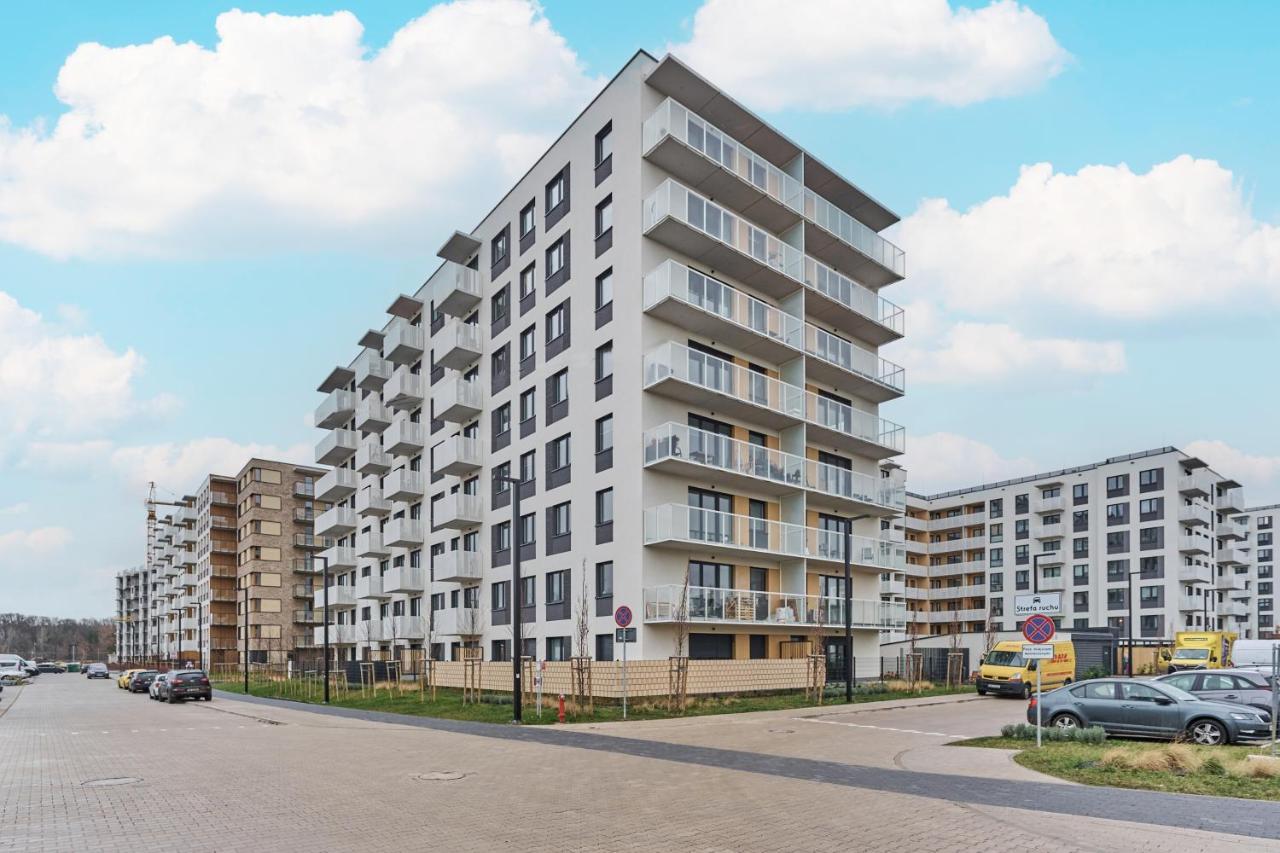 Miedziana 6 & 18 Apartment With Free Garage Wroclaw By Renters المظهر الخارجي الصورة