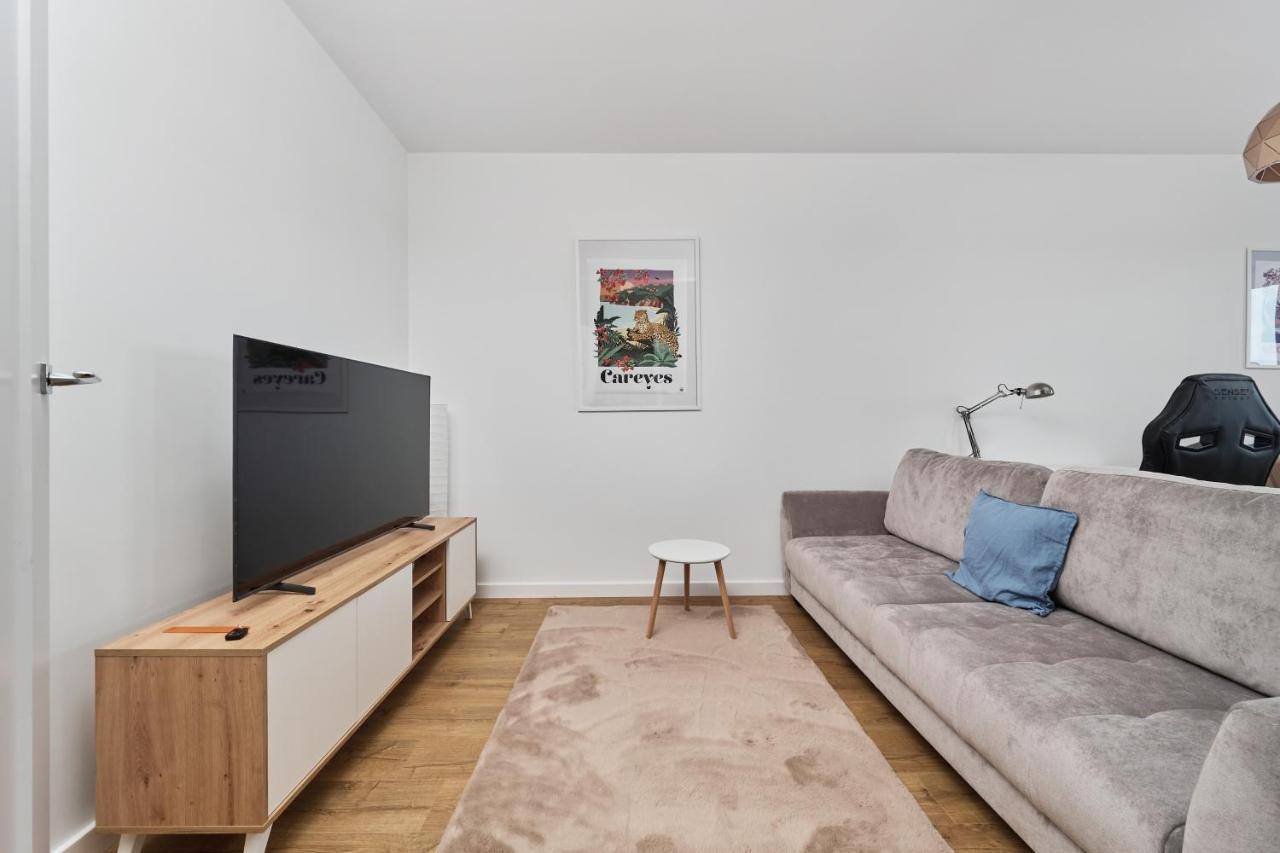 Miedziana 6 & 18 Apartment With Free Garage Wroclaw By Renters المظهر الخارجي الصورة